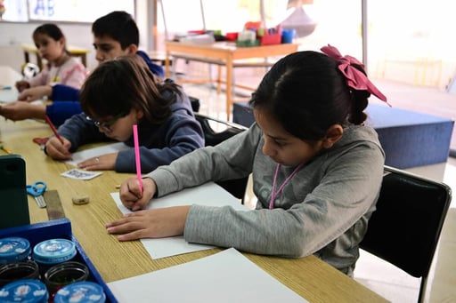 Las actividades ya se encuentran en marcha y el centro mantiene pocos lugares disponibles para quienes deseen incorporarse.  El Museo Papé de Monclova anunció