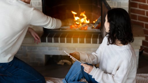 Encender una fogata en una noche invernal puede parecer reconfortante, pero un nuevo estudio advierte que esta práctica también puede tener efectos negativos