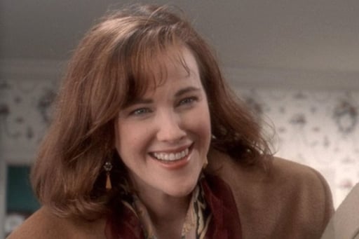 La actriz Catherine O’Hara, recordada como la mamá de ‘Kevin’ en Mi Pobre Angelito, murió a los 71 años, reportan medios estadounidenses.  La industria