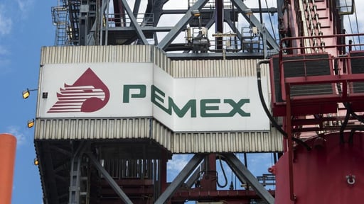 El gobierno federal presentó el balance 2025 de Pemex y su estrategia hacia 2035, destacando reducción de deuda, mayor refinación, inversión productiva