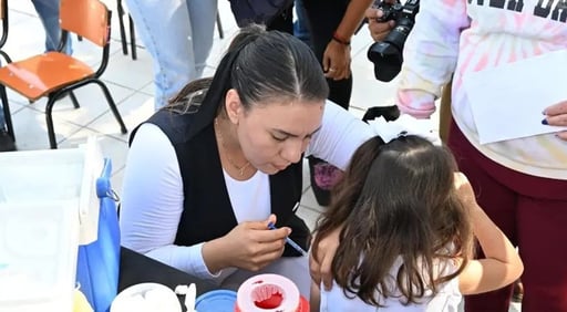 Una campaña de vacunación llegará a escuelas de Sabinas y municipios vecinos para proteger la salud de los estudiantes, aplicando dosis contra COVID-19,