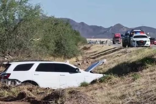El secretario de Gobierno de Sonora, Adolfo Salazar Razo, fue hospitalizado tras un accidente en la carretera Hermosillo–Guaymas; se encuentra bajo observación