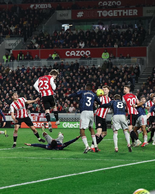    Un cabezazo en la recta final le arrebató la victoria al Arsenal ante el Brentford, encendiendo las alarmas en la lucha por la Premier League.  El Arsenal
