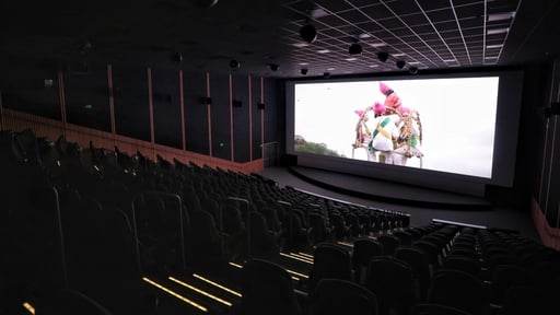 Claudia Sheinbaum envió a Diputados la iniciativa de Ley Federal de Cine y Audiovisual, que regula producción, exhibición y plataformas digitales en México.