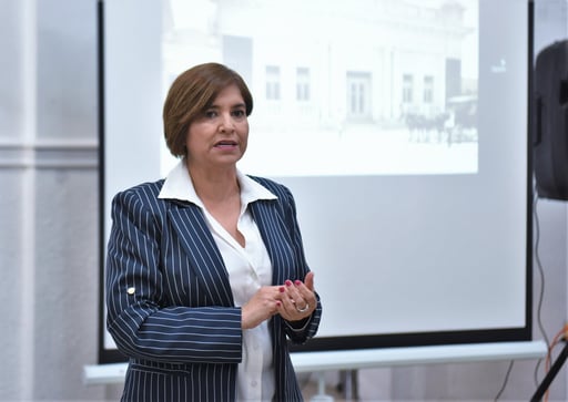 La conferencia se llevará a cabo en las instalaciones del Archivo Municipal  Torreón, Coahuila a 24 de febrero de 2026. En el marco del centenario