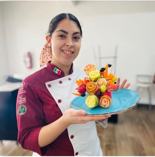    ¿Cómo nació tu interés por la cocina y en qué momento decidiste que querías dedicarte profesionalmente a la gastronomía? Desde niña veía como mi mamá