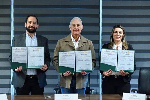 Este jueves el alcalde Román Alberto Cepeda González firmó un convenio de colaboración con Tecmilenio Laguna para impulsar, mediante becas a