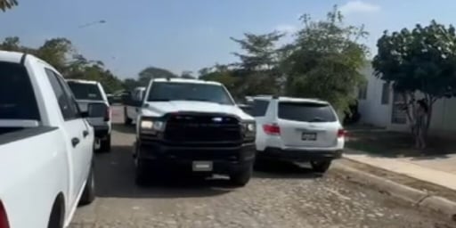 Un oficial de la Secretaría de Seguridad Pública murió y una agente resultó herida tras un ataque armado en Coquimatlán, Colima;