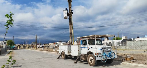 El Gobierno Municipal refuerza la seguridad con la rehabilitación del alumbrado público en Las Misiones e Infonavit Reforma, beneficiando a cientos de familias
