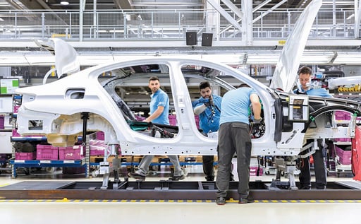 Los industriales de Coahuila no prevén un impacto inmediato por el arancel general que aplicará Estados Unidos a productos importados.   El arancel general
