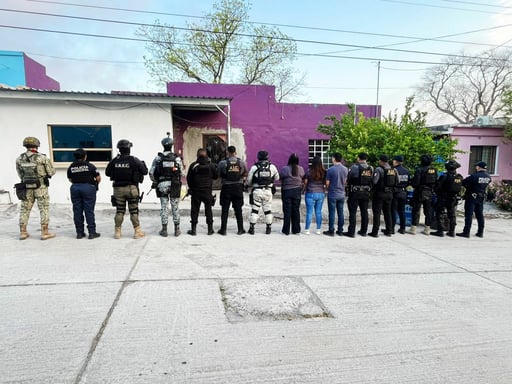 Durante la madrugada de este viernes se ejecutaron dos cateos simultáneos en San Juan de Sabinas, reforzando la seguridad y recuperando narcóticos
