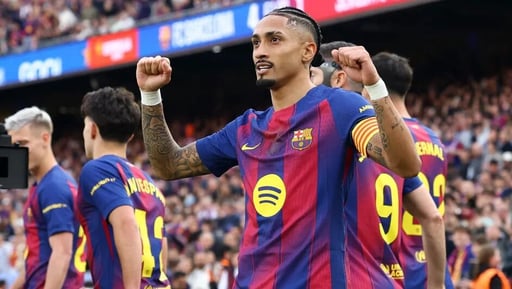    El Barcelona goleó 5-2 al Sevilla en el Spotify Camp Nou con un triplete de Raphinha y goles de Dani Olmo y Joao Cancelo, resultados que le permiten llegar