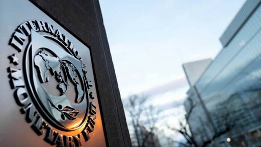 El FMI vigila la guerra en Irán y su efecto sobre inflación, producción y precios del petróleo, mientras ningún país ha solicitado asistencia financiera.