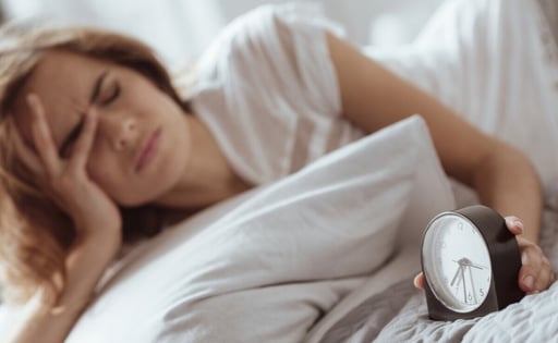 Durante mucho tiempo se pensó que mantener un cuerpo saludable dependía únicamente de la alimentación y el ejercicio.  No obstante, estudios recientes