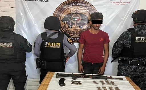 Autoridades detuvieron a un hombre armado en Cintalapa, Chiapas, donde aseguraron droga y vehículos, según informó la Secretaría de Seguridad Pública