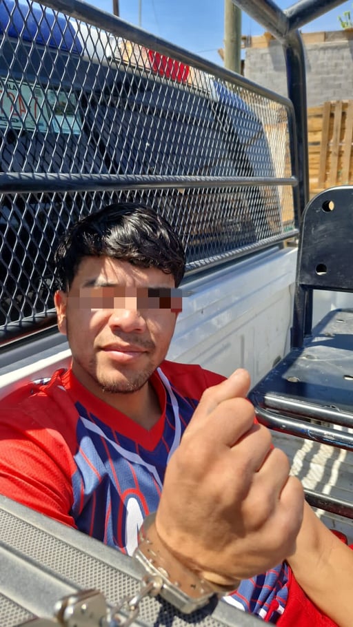      Como parte de los operativos “barrido” implementados en distintos sectores de Frontera, Coahuila, elementos de la Policía Preventiva Municipal lograron