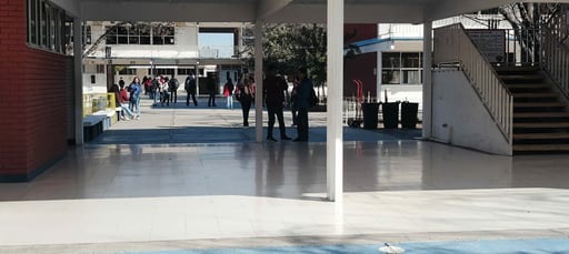 El CBTis 20 de Sabinas, Coahuila, autorizó la contratación del grupo musical Tropa Estrella para el festejo del Día del Estudiante, tras acuerdo entre padres