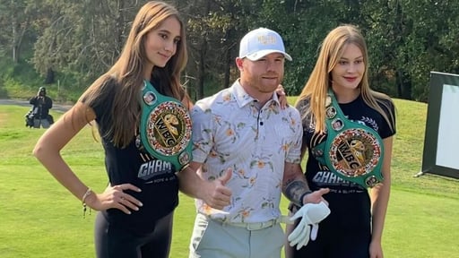   Saúl 'Canelo' Álvarez disfruta de su año sabático. El pugilista no sólo ha retomado sus estudios en la San Diego University for Integrative Studies