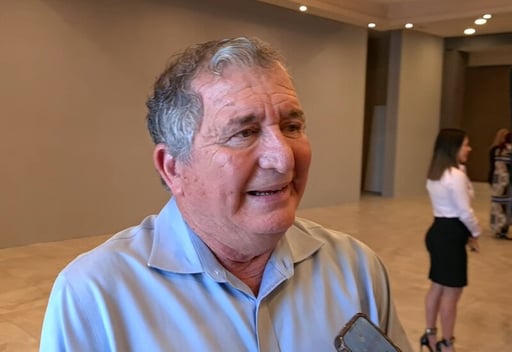 La salida de Morris Libson de la Mesa Directiva del Distrito Escolar de Eagle Pass fue acompañada de un mensaje dirigido a la comunidad, en