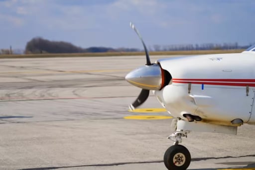 Una avioneta médica se desplomó cerca de Ruidoso, Nuevo México, provocando la muerte de cuatro personas y una investigación federal sobre las causas