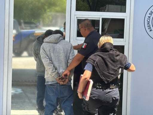 Vecino pidió apoyo de la Policía tras temer por su seguridad  Un hombre terminó detenido por elementos de la Policía Municipal luego de protagonizar
