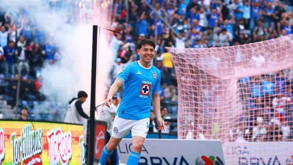 DEPORTES Sigue la inatransigencia del Alcalde de la Benito Juárez    El Estadio Ciudad de los Deportes, donde juegan América, Cruz Azul y Atlante, sí cuenta