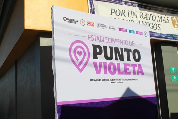PUNTOS VIOLETAS La UTRC participó en el arranque del programa “Puntos Violeta” en tiendas OXXO, iniciativa que busca ofrecer espacios seguros y apoyo a mujeres en situación