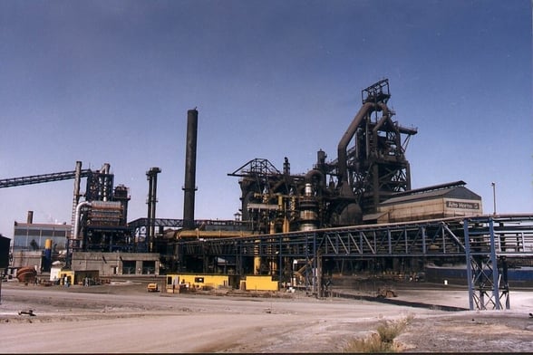 AHMSA La crisis de Altos Hornos de México (AHMSA) continúa generando incertidumbre entre trabajadores, proveedores y acreedores, pese a los recientes anuncios sobre