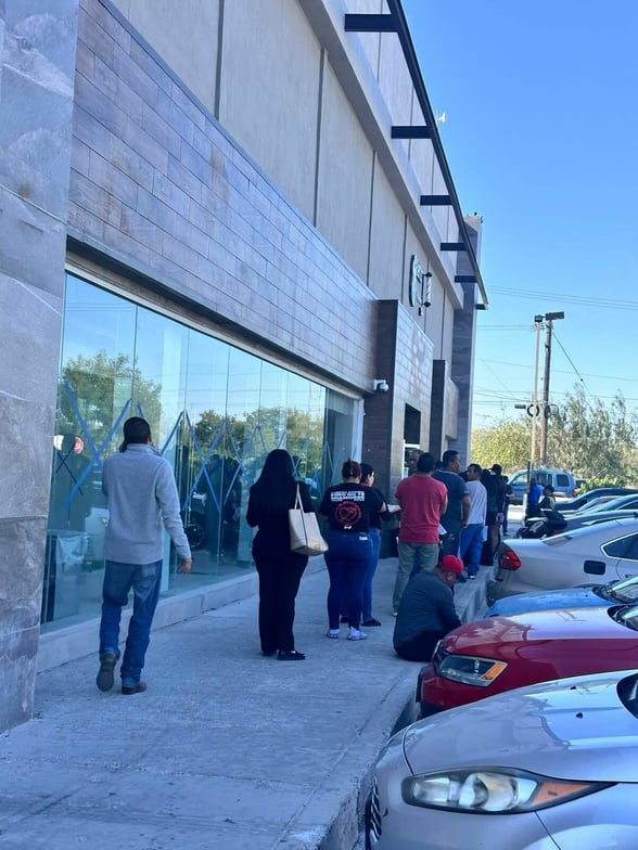 TRAFICO EN TRAMITES DE LICENCIAS La alta demanda por el descuento del 50% en licencias de conducir mantiene saturadas las oficinas de la Subsecretaría de Transporte y Vialidad en Piedras