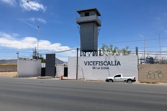SEGURIDAD Elementos de la Guardia Nacional y el Ejército Mexicano sitiaron las instalaciones de la Vicefiscalía de Durango en Lerdo, restringiendo el acceso