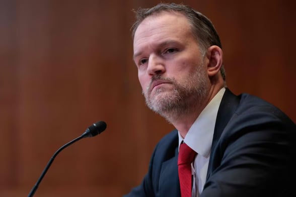 T-MEC El representante comercial, Jamieson Greer, señaló que ya se habla por separado con cada país y que todas las opciones, incluso salir del pacto, están 'sobre