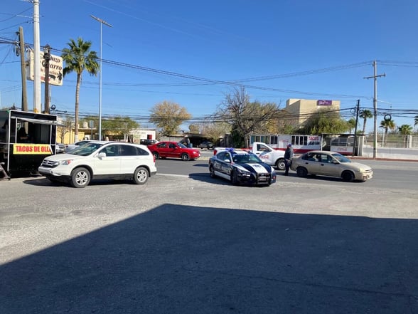 SEGURIDAD Maniobra imprudente termina en colisión sin heridos.  Una tarde que parecía rutinaria terminó en un susto para dos automovilistas luego de que una mujer