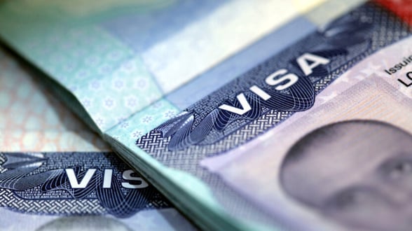FRAUDE La proliferación de páginas falsas en redes sociales ha disparado fraudes relacionados con trámites de visa láser, afectando a ciudadanos que buscan viajar