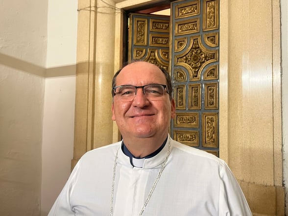 POLÍTICA INTERNACIONAL Saltillo, Coahuila, 4 de enero de 2026. – El obispo de la Diócesis de Saltillo, Hilario González García, expresó su preocupación por posibles escenarios