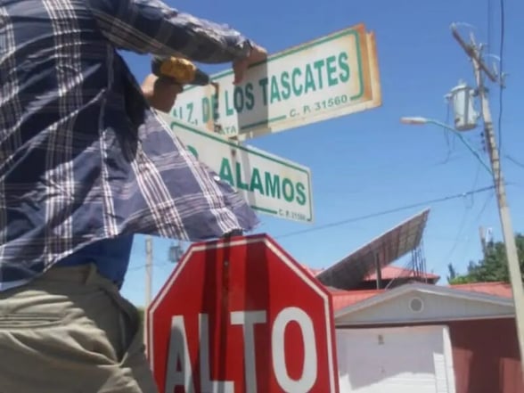 EL 90% DE LA CIUDAD CARECE DE NOMENCLATURAS La administración municipal analiza la viabilidad de un proyecto para renovar la totalidad de las nomenclaturas urbanas, ante el deterioro y ausencia