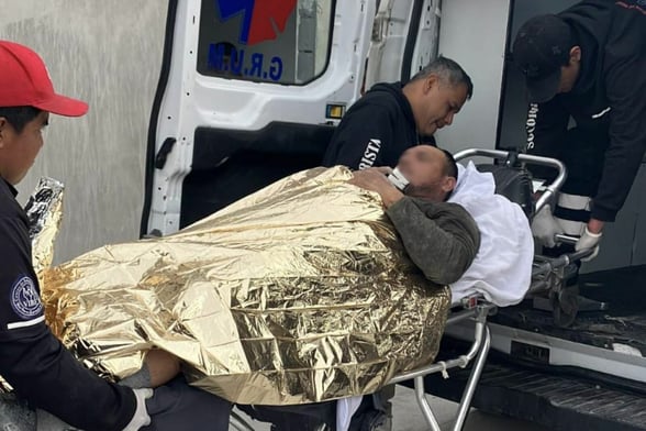 SEGURIDAD El incidente movilizó a los cuerpos de rescate y de seguridad.  Un albañil resultó lesionado tras sufrir una descarga eléctrica mientras realizaba trabajos