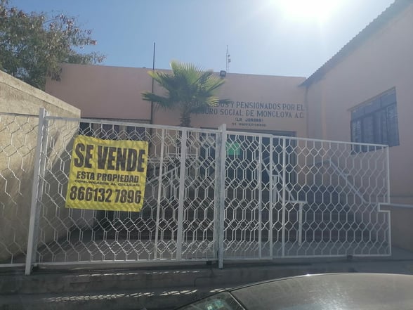 PENSIONADOS  Un total de 103 socios de la Asociación de Pensionados y Jubilados del IMSS serán beneficiados con la venta del edificio de la organización, luego
