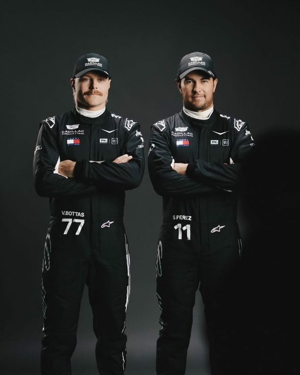 NFL    Cadillac desveló los uniformes oficiales para su entrada histórica a la F1. Conoce cada detalle del diseño que portarán Checo Pérez y Bottas.