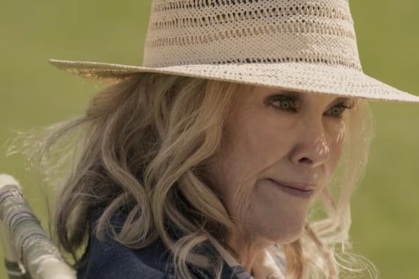 CATHERINE O’HARA La actriz Catherine O’Hara, conocida por “Mi pobre angelito” y “Beetlejuice”, falleció a los 71 años tras una emergencia médica en su residencia en Brentwood.