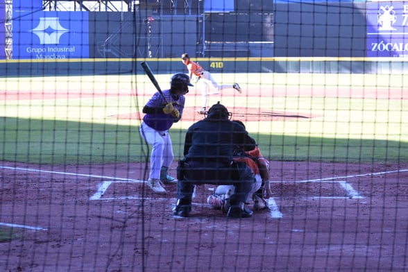 BEISBOL    La gran final del Torneo Nacional de Beisbol U-15 ya tiene protagonistas: Baja California ‘A’ y Nuevo León Naranja. Todo se definirá este sábado