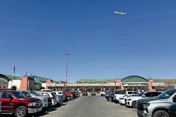  EU  El cierre del espacio aéreo en El Paso, Texas, afectó vuelos comerciales y provocó caos, incertidumbre y tensión diplomática con México este jueves.