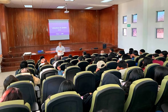 PREVENCIÓN El TECNM - Campus Múzquiz organiza plática sobre violencia de género, fomentando respeto, igualdad y conciencia en estudiantes, docentes y personal