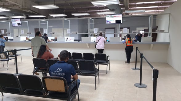 MARZO, FECHA LÍMITE: EN ABRIL APLICARÁN MULTAS VEHICULARES El plazo para cumplir con el pago de derechos vehiculares en la Región Norte de Coahuila vence este mes, por lo que autoridades fiscales reiteraron