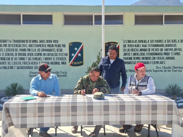 INFRAESTRUCTURA  Autoridades estatales y el Ejército Mexicano supervisaron instalaciones militares en Múzquiz para garantizar infraestructura segura, operativa y en óptimas