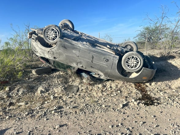 DECESO   Un accidente vehicular registrado en el camino conocido como La Vieja Saucedo movilizó a corporaciones de seguridad y cuerpos de emergencia, luego