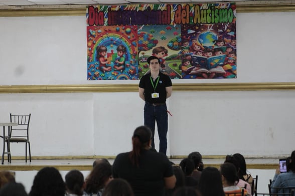 NEURODIVERSIDAD Autoridades municipales y especialistas realizaron una conferencia sobre neurodivergencia y autismo en Múzquiz, dirigida a familias y docentes para promover