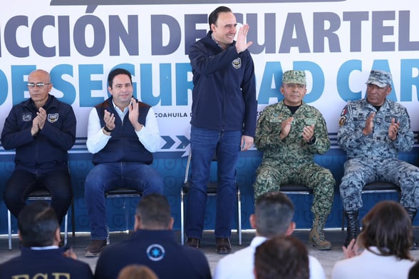  BLINDAJE Coahuila contará con 18 cuarteles para el Ejército Mexicano, la Marina y la Policía Estatal y 5 arcos de seguridad carretera  Ejido Encarnación de Guzmán,