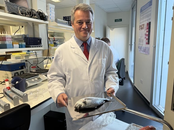 ENFERMEDADES  Un logro importante para la ciencia española: la Food and Drug Administration de Estados Unidos ha autorizado la comercialización de ‘Kresladi’, una terapia