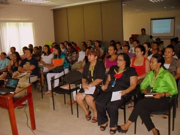IMPULSAN EN NAVA ESPACIO DE DIÁLOGO PARA MUJERES El municipio de Nava será sede de una conferencia dirigida a mujeres el próximo 23 de abril, bajo el título 'Florecer en el pantano'. La actividad será