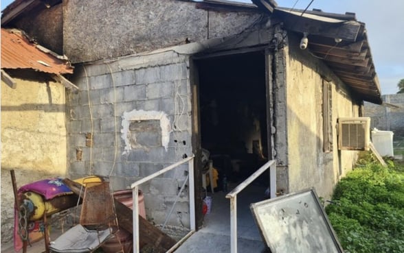 INCENDIO    Una movilización de cuerpos de emergencia se registró durante la madrugada de este miércoles en la colonia Mundo Nuevo, luego de que se reportara un incendio